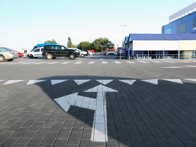 Falschparker auf gewerblichen Parkplätzen – Lösungen für Prävention und effizientes Management